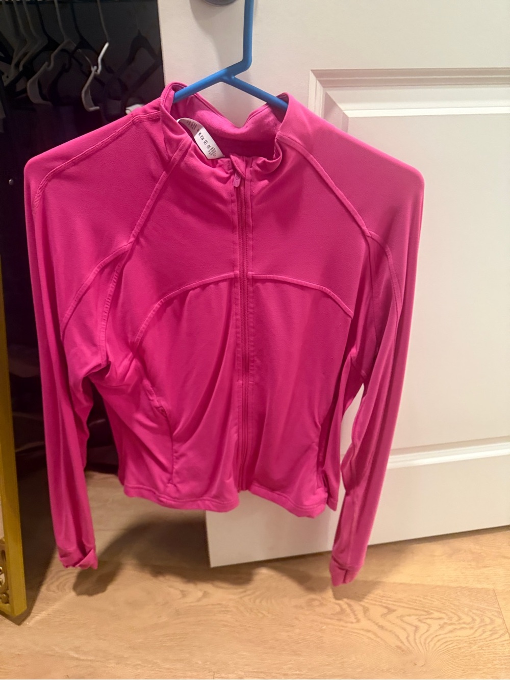 Cropped define jacket